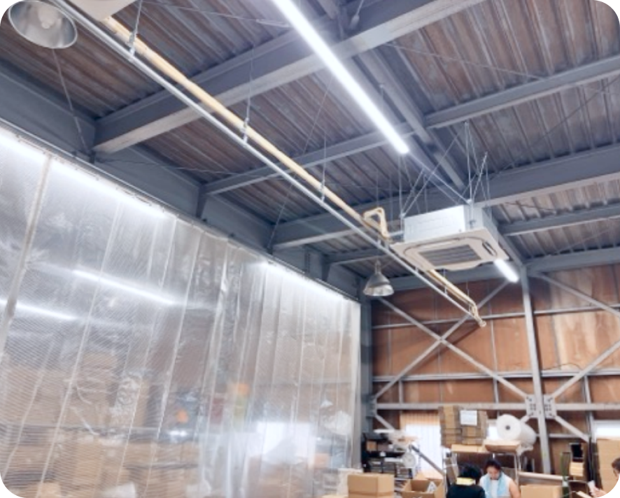 [兵庫県 神戸市西区] 猛暑の倉庫を「ビニールカーテン」と「リース活用」で快適化