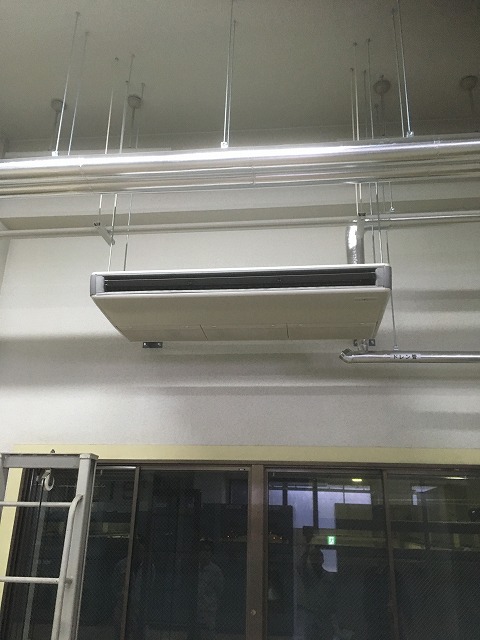 神戸市　某公共施設様　電気室空調機更新工事